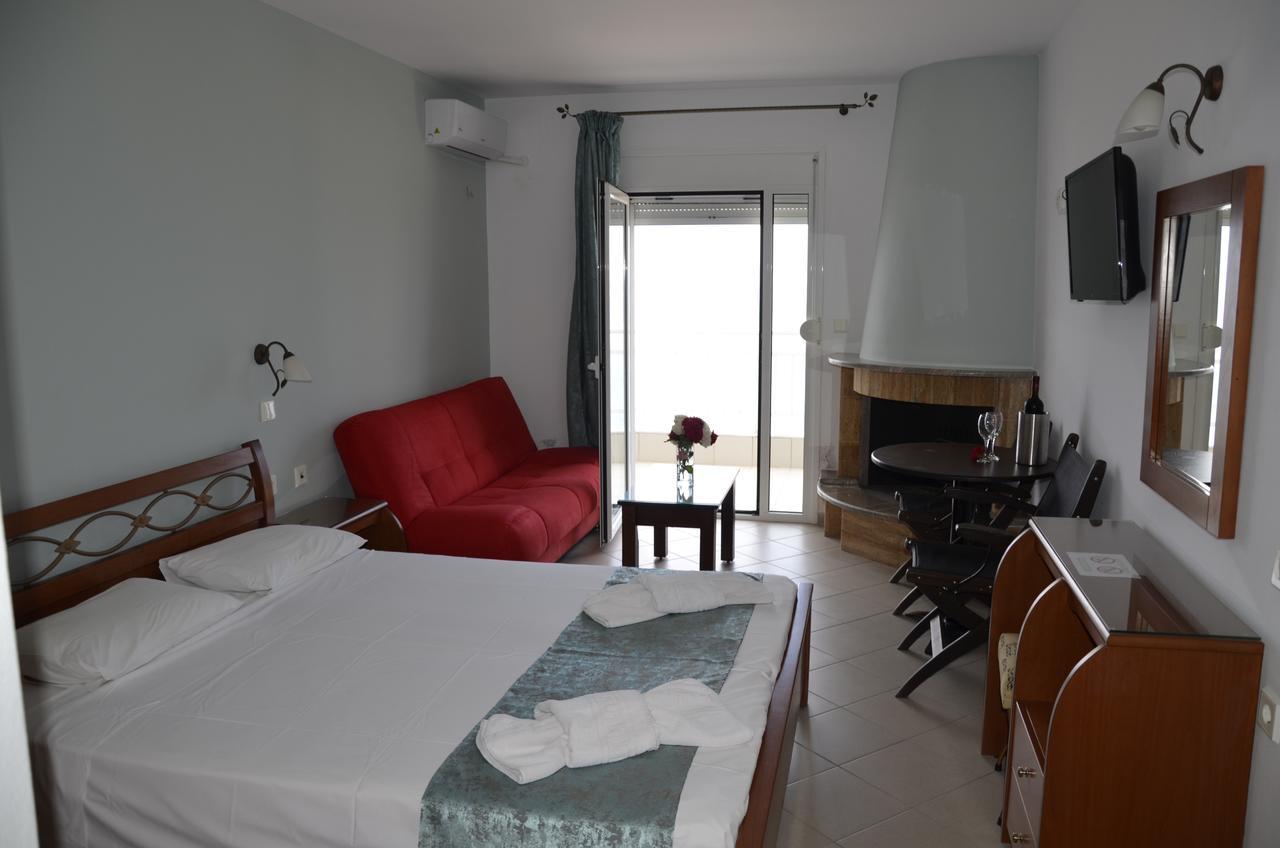 Kiwi Apartments Néa Fókaia 外观 照片