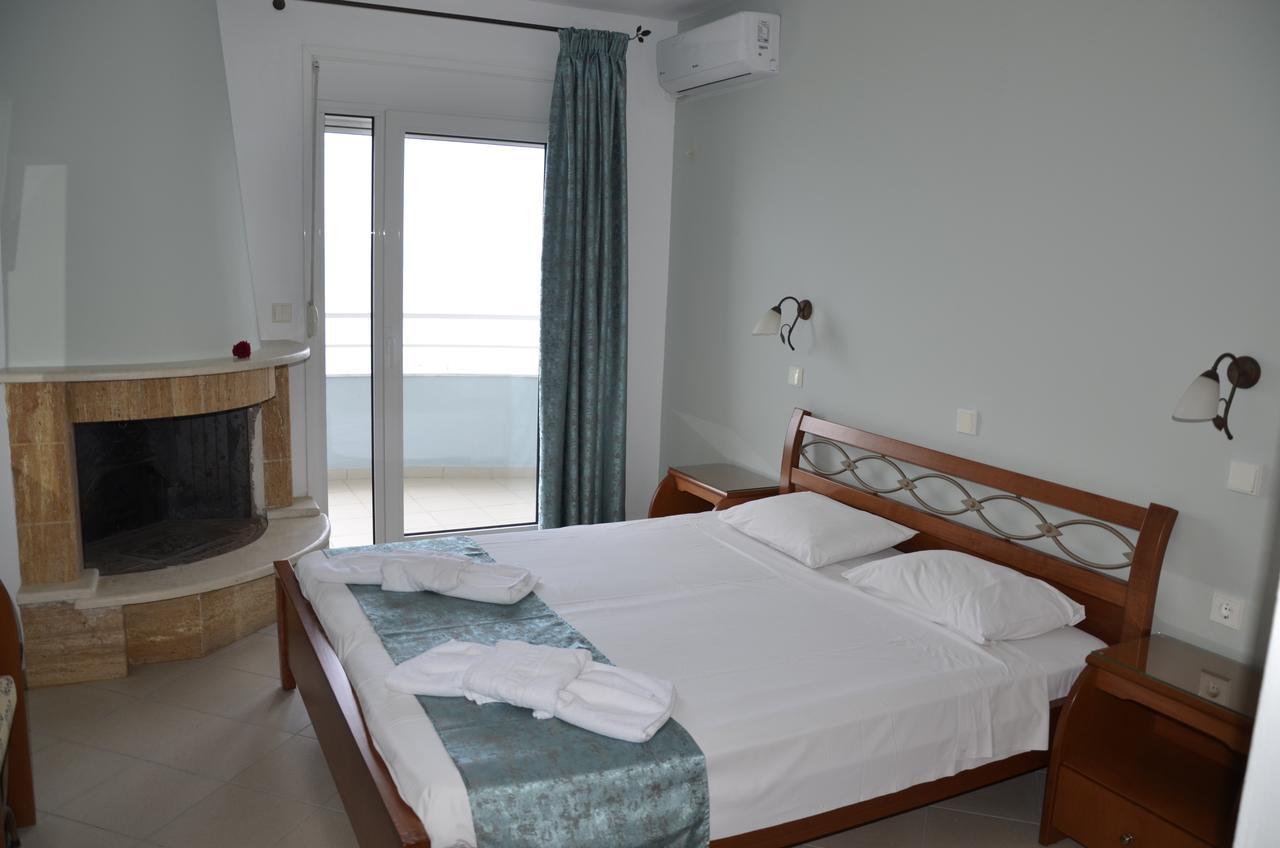 Kiwi Apartments Néa Fókaia 外观 照片
