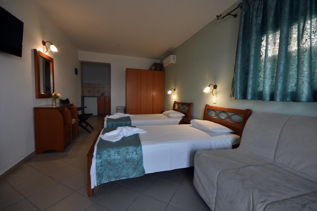 Kiwi Apartments Néa Fókaia 外观 照片